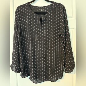 LOFT// Black Patterened Top